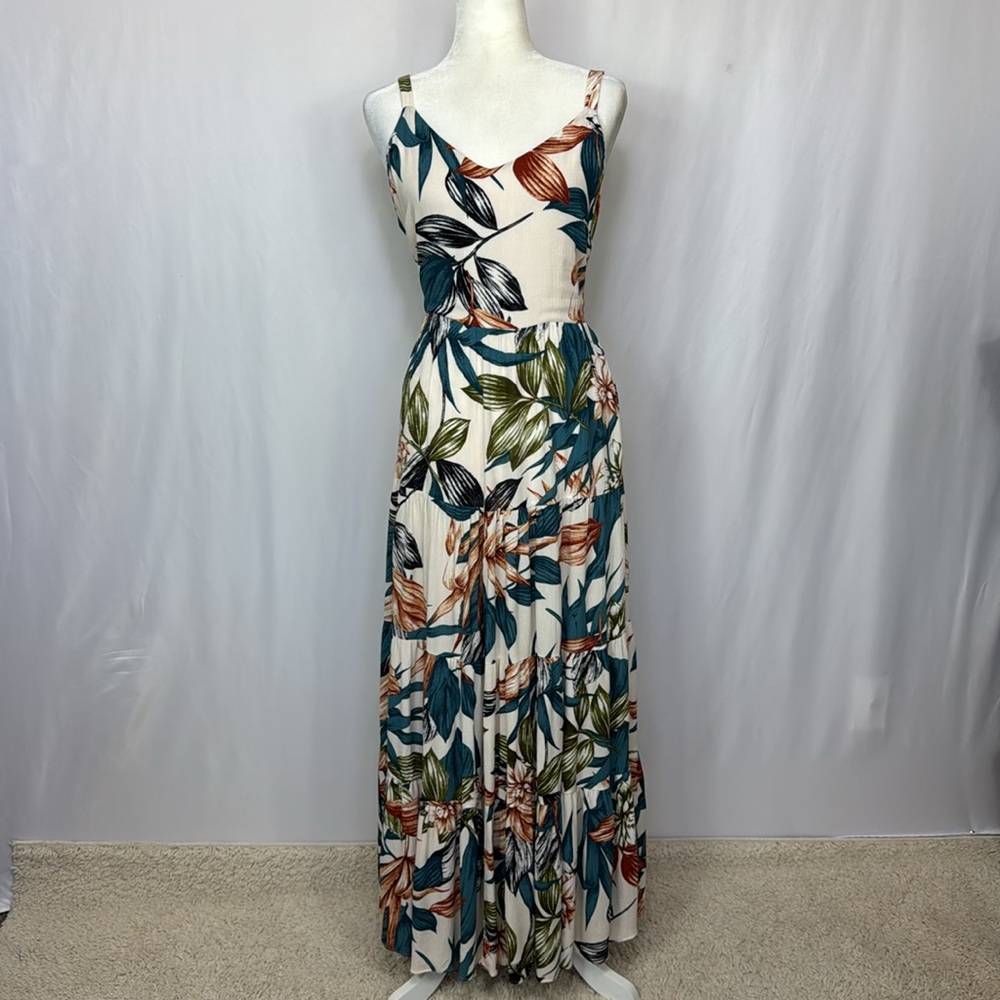 C&C California Tropical Print Maxi Dress Medium Women’s‎ Sleeveless